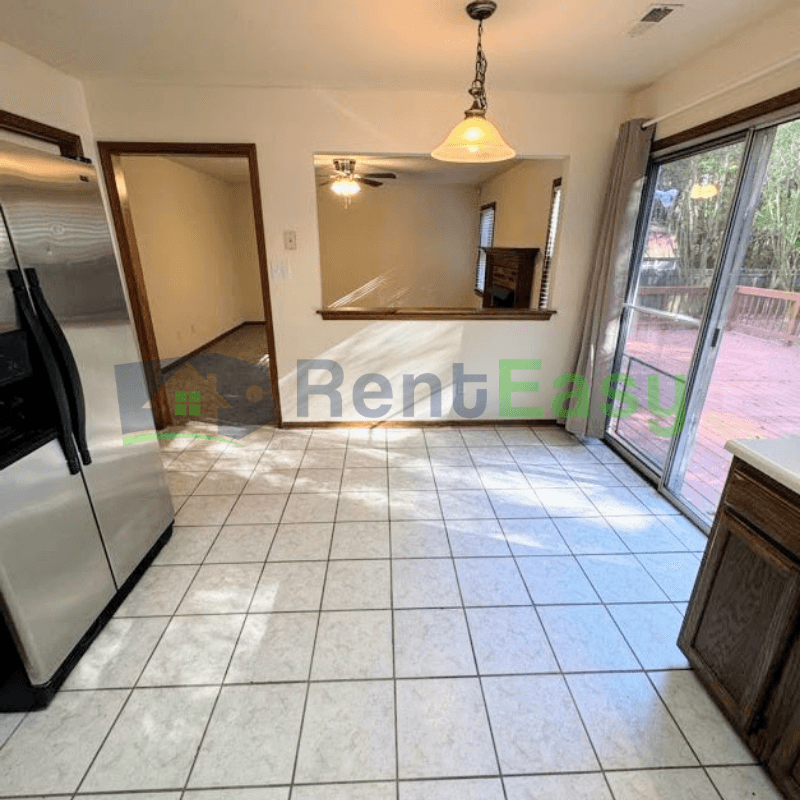 Chesapeake House: 2453 Broadnax Circle