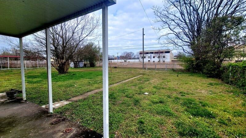 Richmond House: 1410 N 29th St