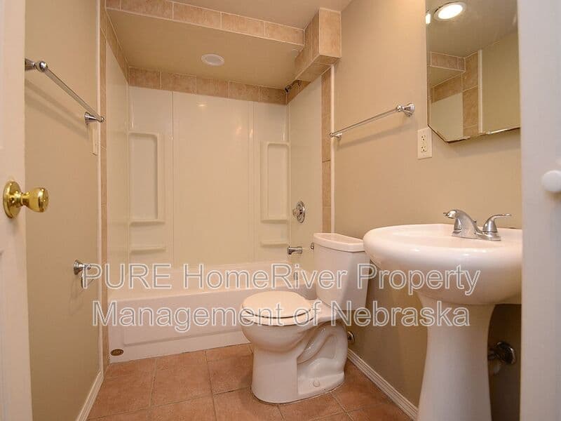 Omaha Condo: 2967 Harris Street