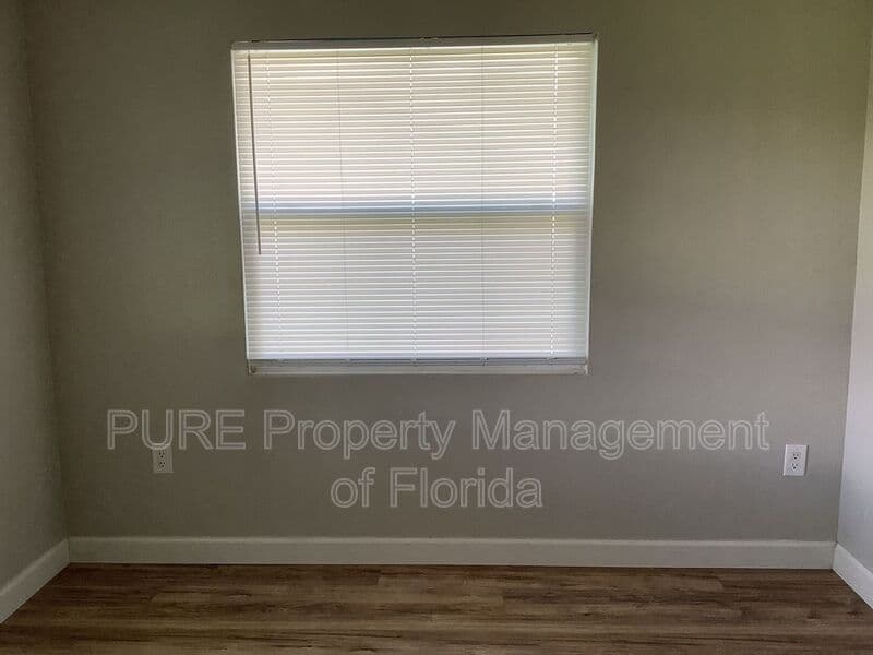 Ocala House: 16 Almond Terrace