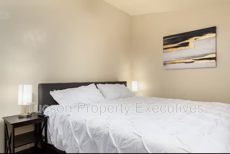 Tucson Condo: 1223 North Belvedere Avenue