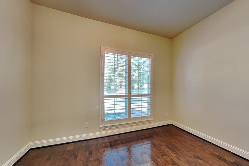 Garland House: 3006 Knightsbridge Ln