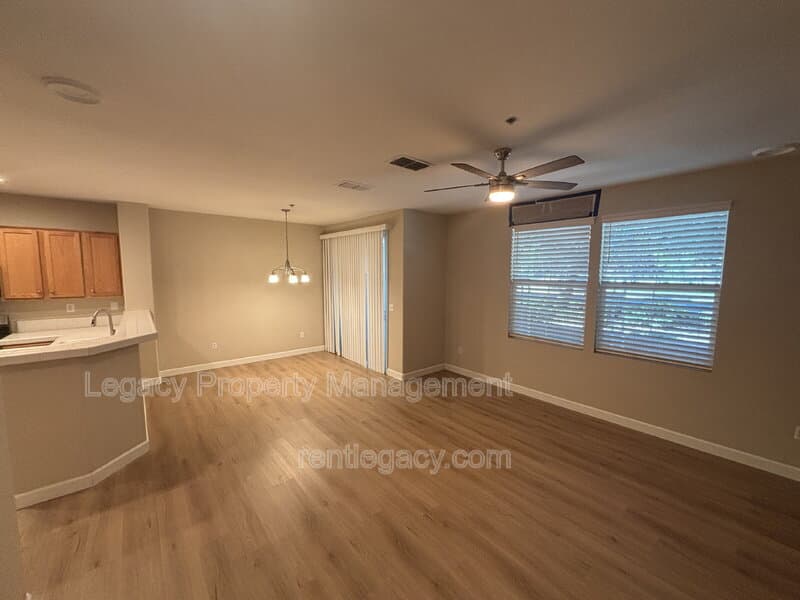 Folsom Condo: 108 Esplanade Circle