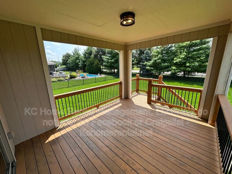 Overland Park House: 8608 W. 165th Pl.