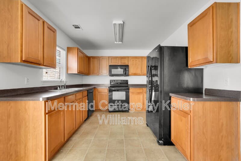 Beaufort House: 25 Pennyroyal Way