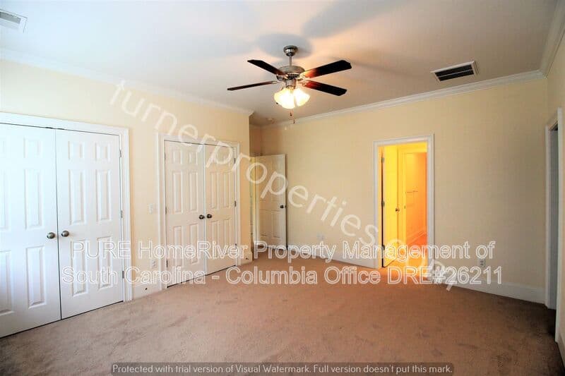 Columbia House: 395 Highland Point Drive