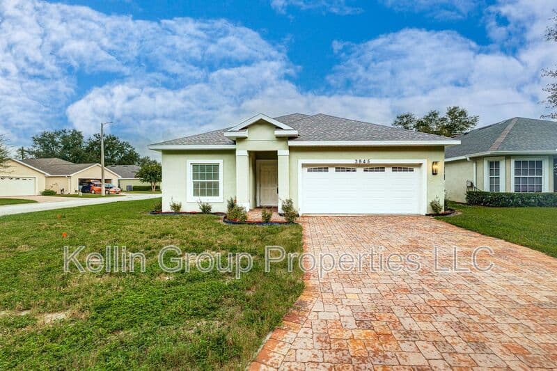 Winter Haven House: 3845 Osprey Pointe Cir