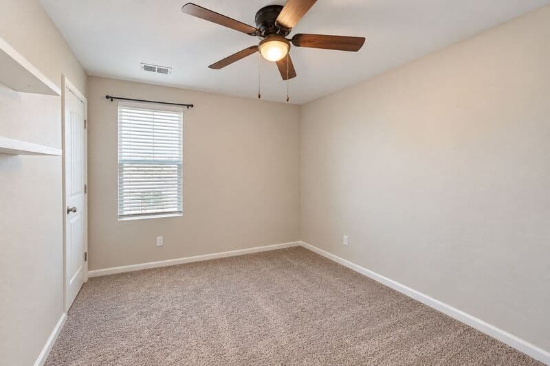 Savannah House: 3 Cadre Circle
