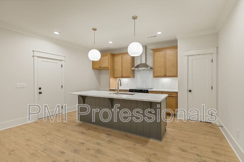 Murfreesboro Townhome: 2035 Grace Johns Circle