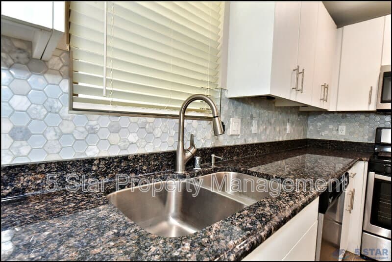 Horizon City House: 963 Aircoupe Way !!