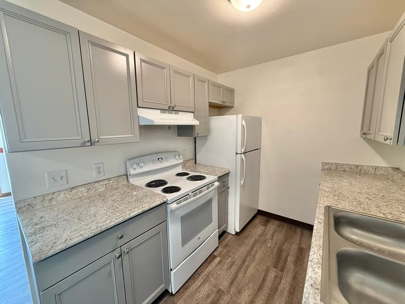 Oconto Condo: 120-130 Memorial Drive - G