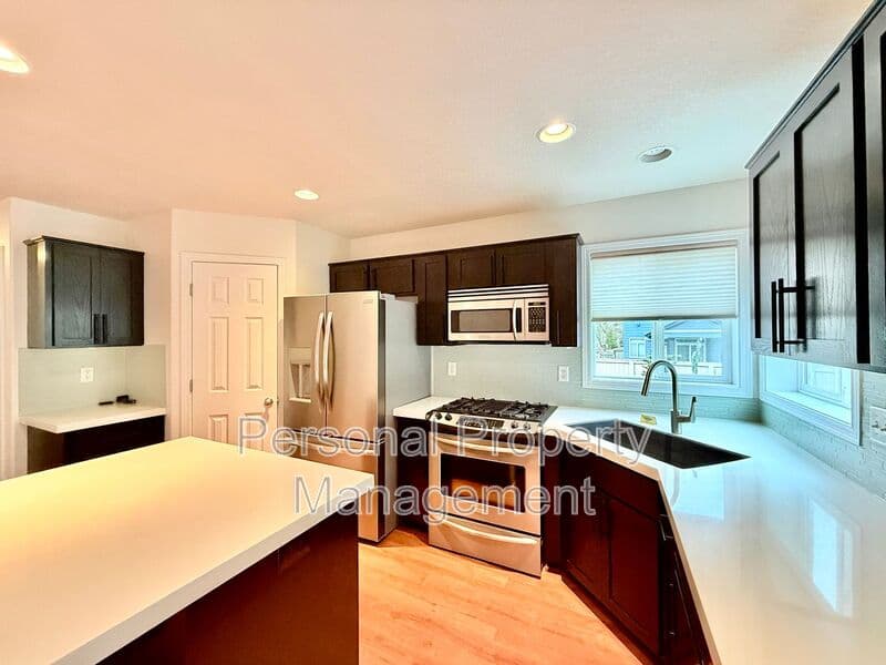 Washougal House: 5327 N St