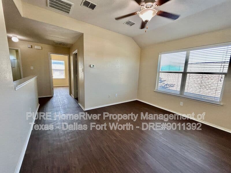 Haslet House: 809 San Miguel Trl