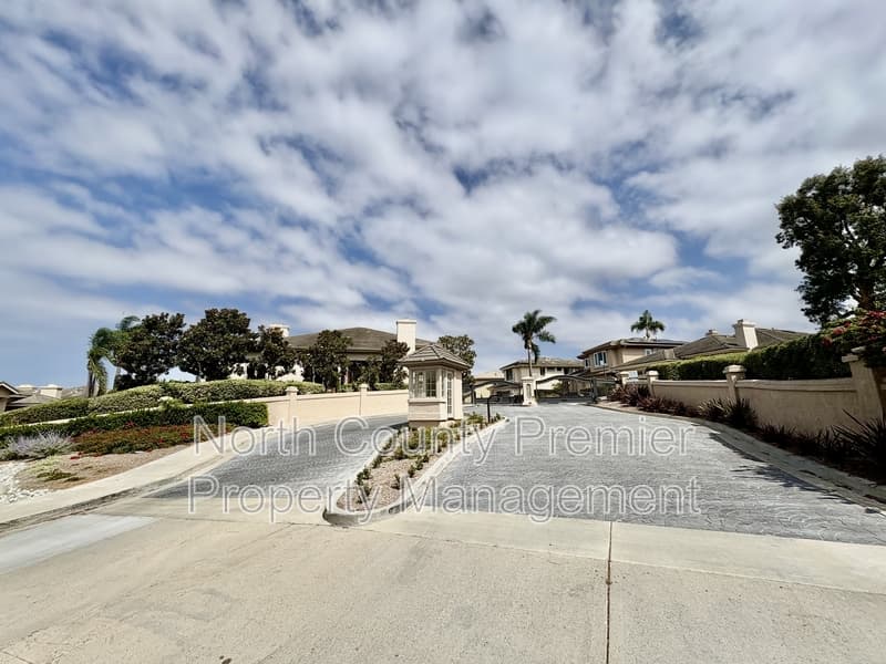 Encinitas House: 1867 Amalfi Drive