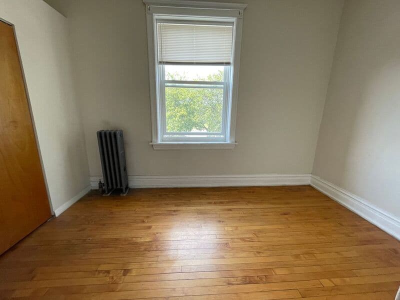 Chicago House: 4424 W. Armitage 2W