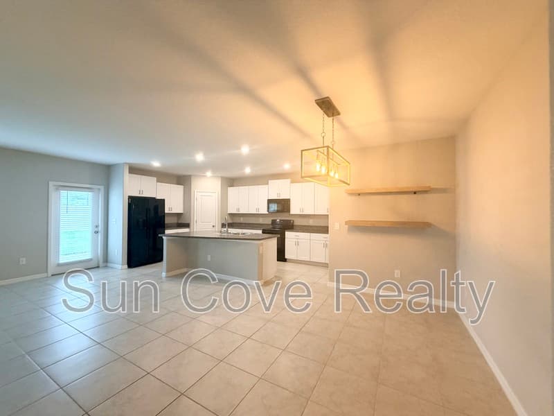 Tampa House: 4114 Romano Busciglio St