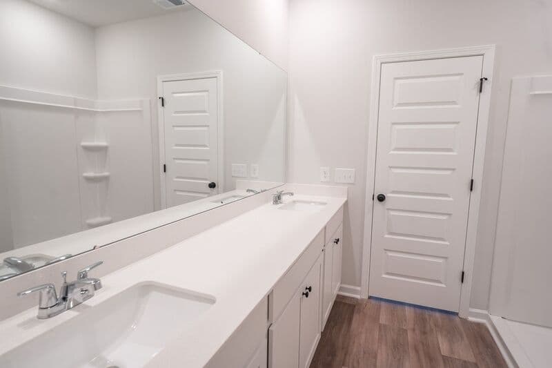 Bloomingdale House: 142 Geranium Way