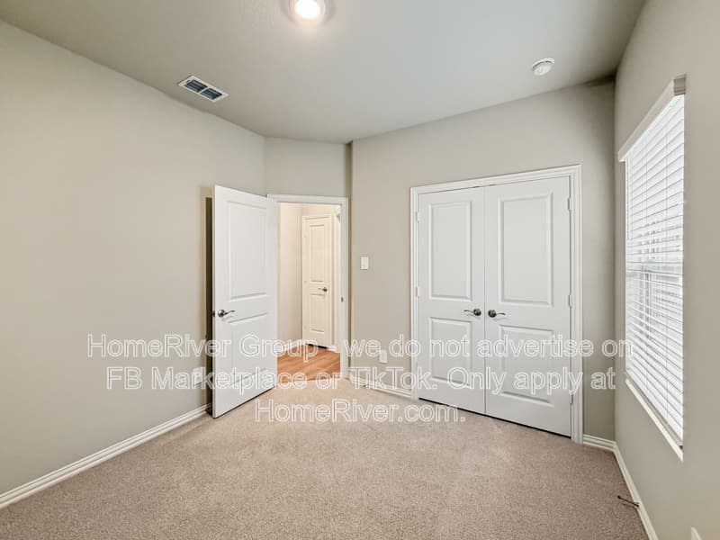 Mckinney House: 425 Dorothy Dr