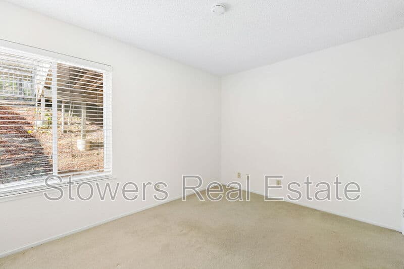 Concord Townhome: 4430 Eagle Peak Rd