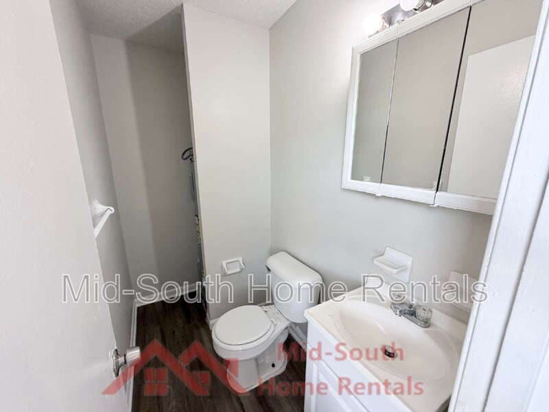 Memphis House: 3431 Rebeh Rd