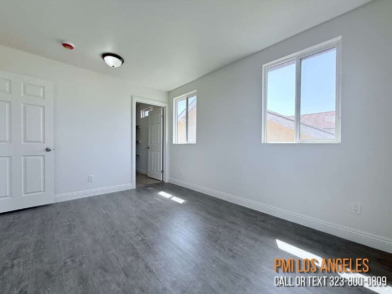 Los Angeles Condo: 1440 East 42nd Street