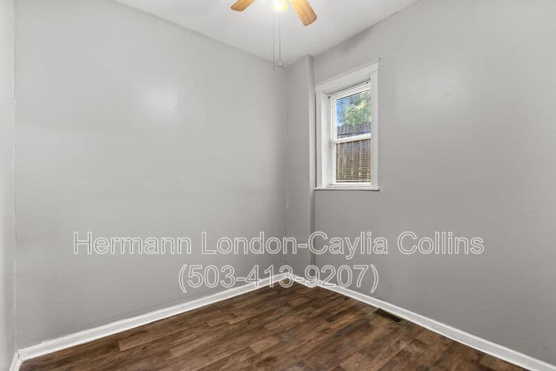 Saint Louis House: 6918 Moellenhoff Street