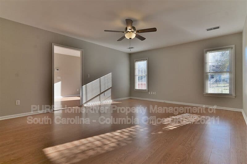 Lexington House: 213 Puller Ct