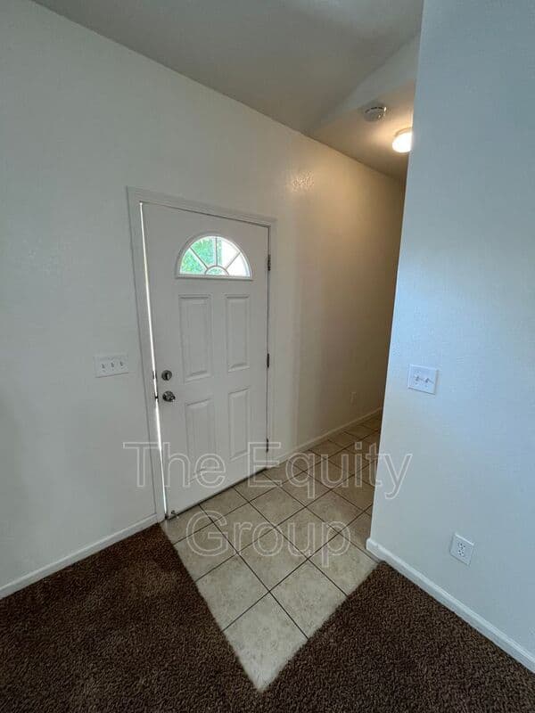 Visalia Condo: 1323 South Crowe Street