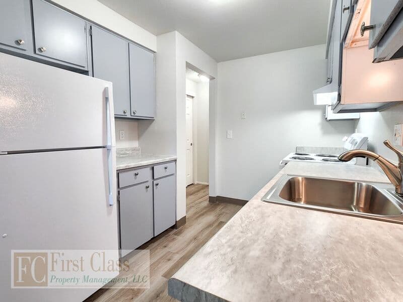 PORTLAND Condo: 1376 NE 186TH AVE
