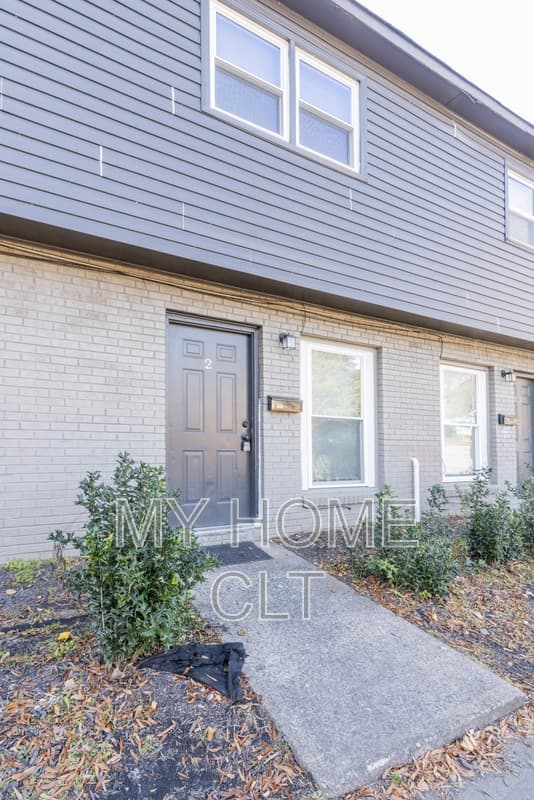 Charlotte Townhome: 929 Cantwell Street - 2