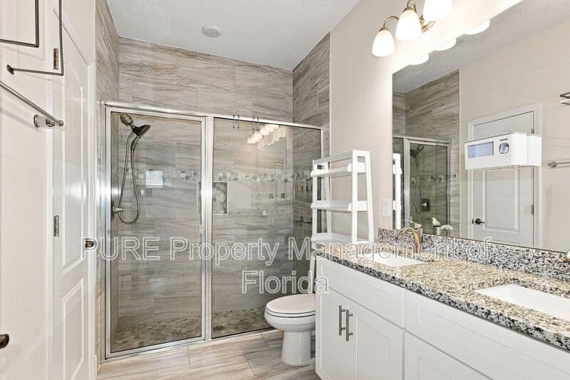Ocala House: 13831 Sw 33rd Terr