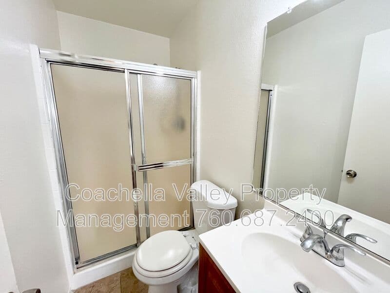 Cathedral City House: 32244 Navajo Trail