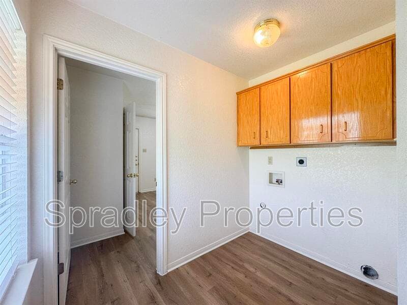 Salado Townhome: 102 Lacey Lou Ln