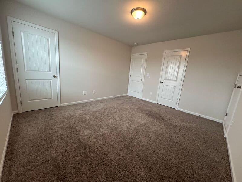Madison House: 102 Daymark Drive