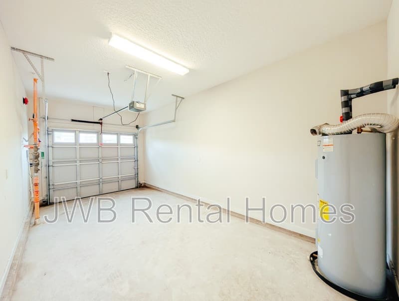 Jacksonville Beach Townhome: 892 4th Ave S