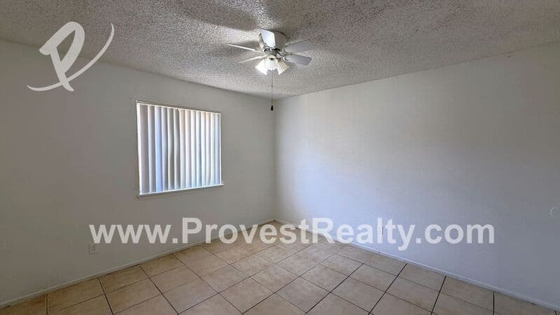 Apple Valley House: 20236 Pawhuska Rd