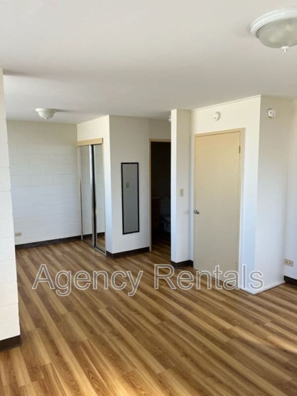 Honolulu Condo: 1019 Punahou Street