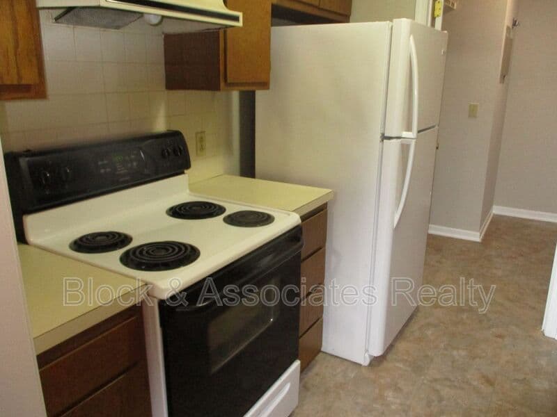 Kernersville House: 302-C Windsor Manor Way