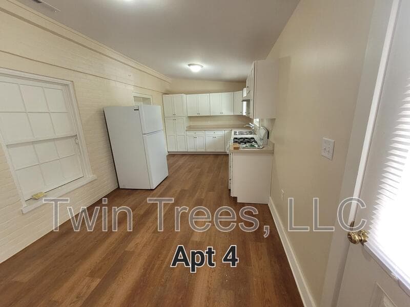 MOUNT JACKSON Condo: 6091 Main Street