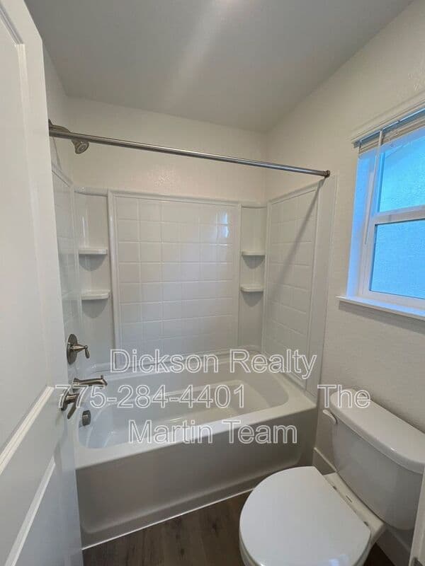 Sparks House: 7924 Schist Road