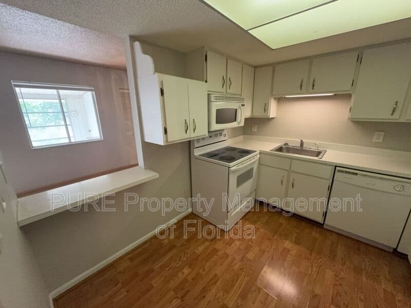 Ocala House: 549 Fairways Drive