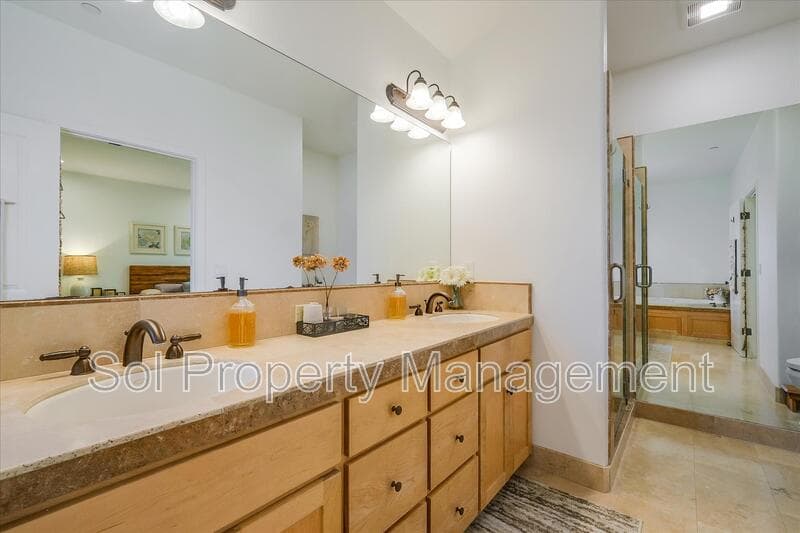 Santa Cruz House: 3370 Houts Drive