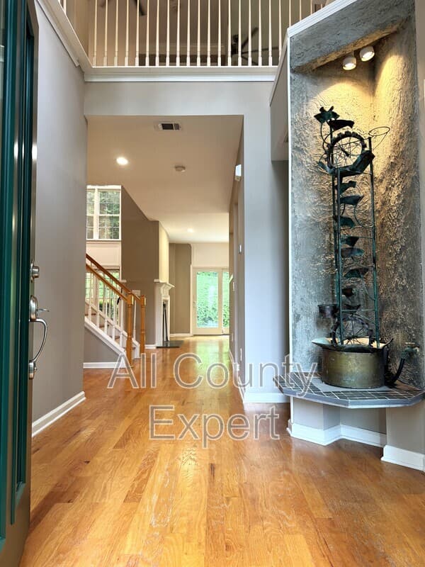Atlanta House: 2046 Beaumont Ln