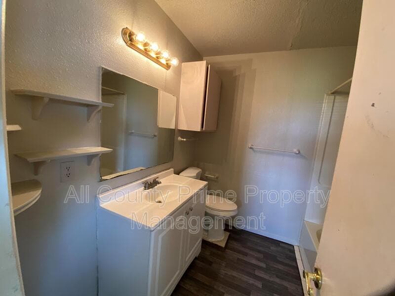 Eagle Lake Condo: 500 Austin Road