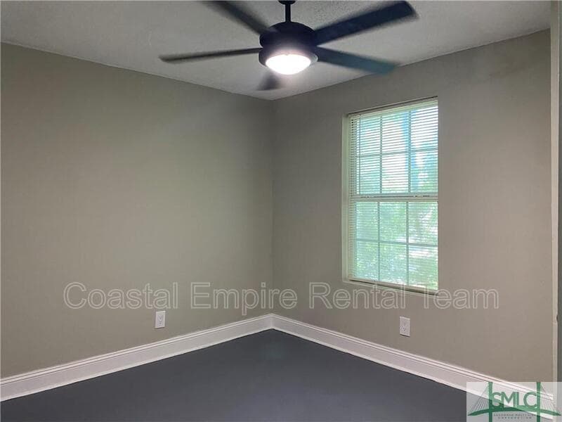 Savannah Condo: 1000 West 53rd Street - Lower Unit