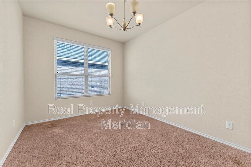 Fort Worth House: 1816 Placitas Trail