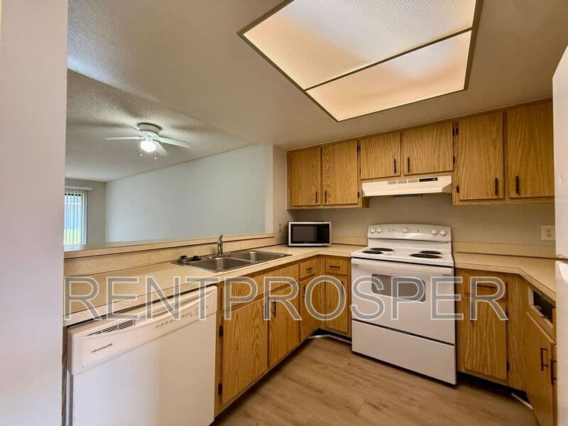 Melbourne Condo: 1069 Ellen Court