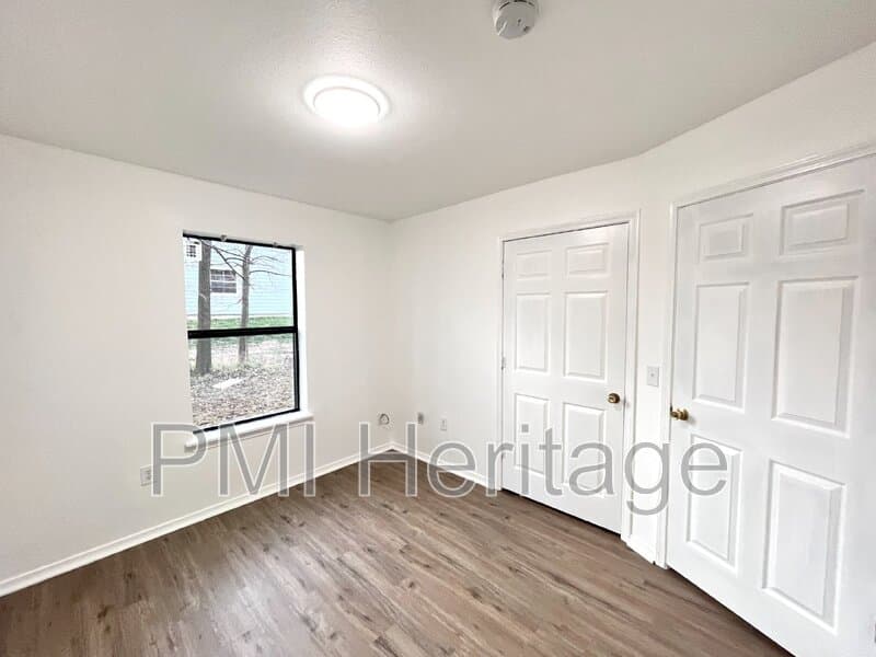 Springdale Condo: 606 Virginia St