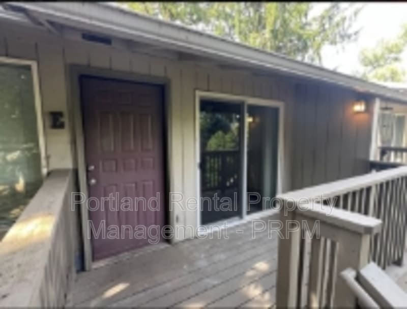 Portland Condo: 19109 Southeast Yamhill Street - B