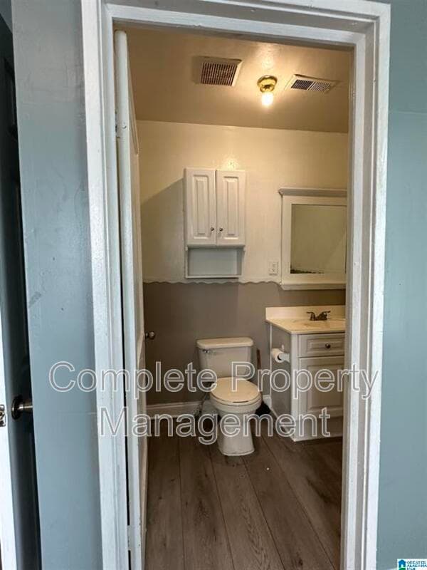 Birmingham House: 2133 47th Street Ensley